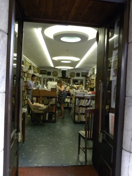 Libreria Lisbona.jpg